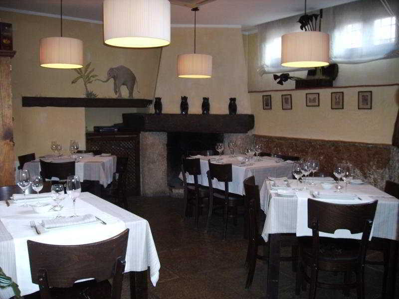 Hotel Restaurante Dona Anita Requena Dış mekan fotoğraf